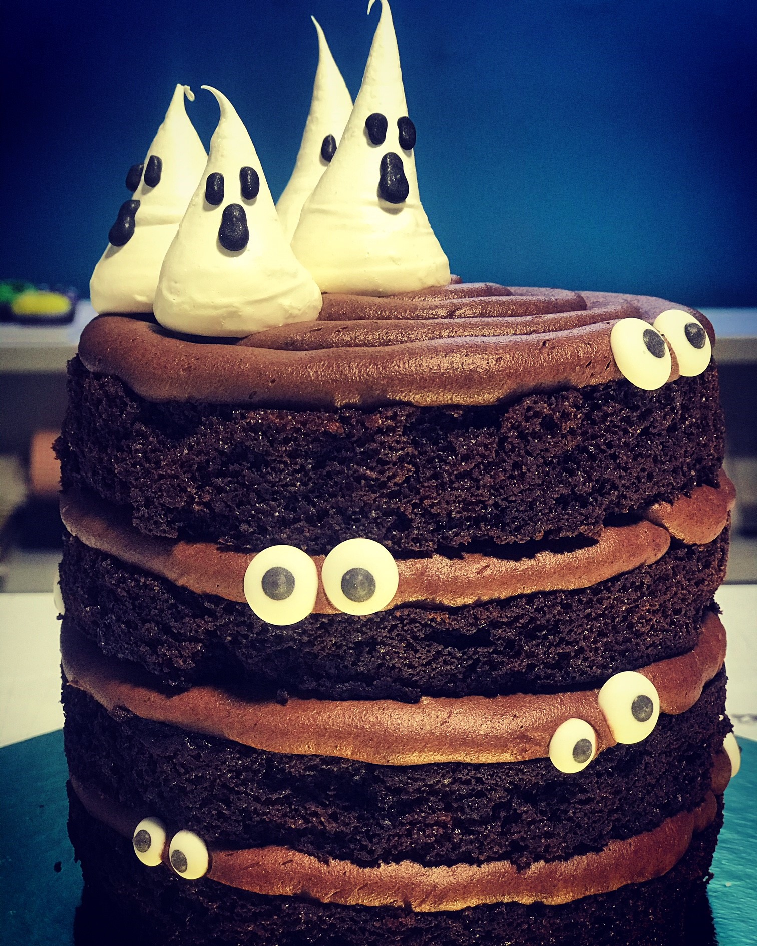 Can you see me longing for you-forever? My third Ghost cake! : r/Ghostbc