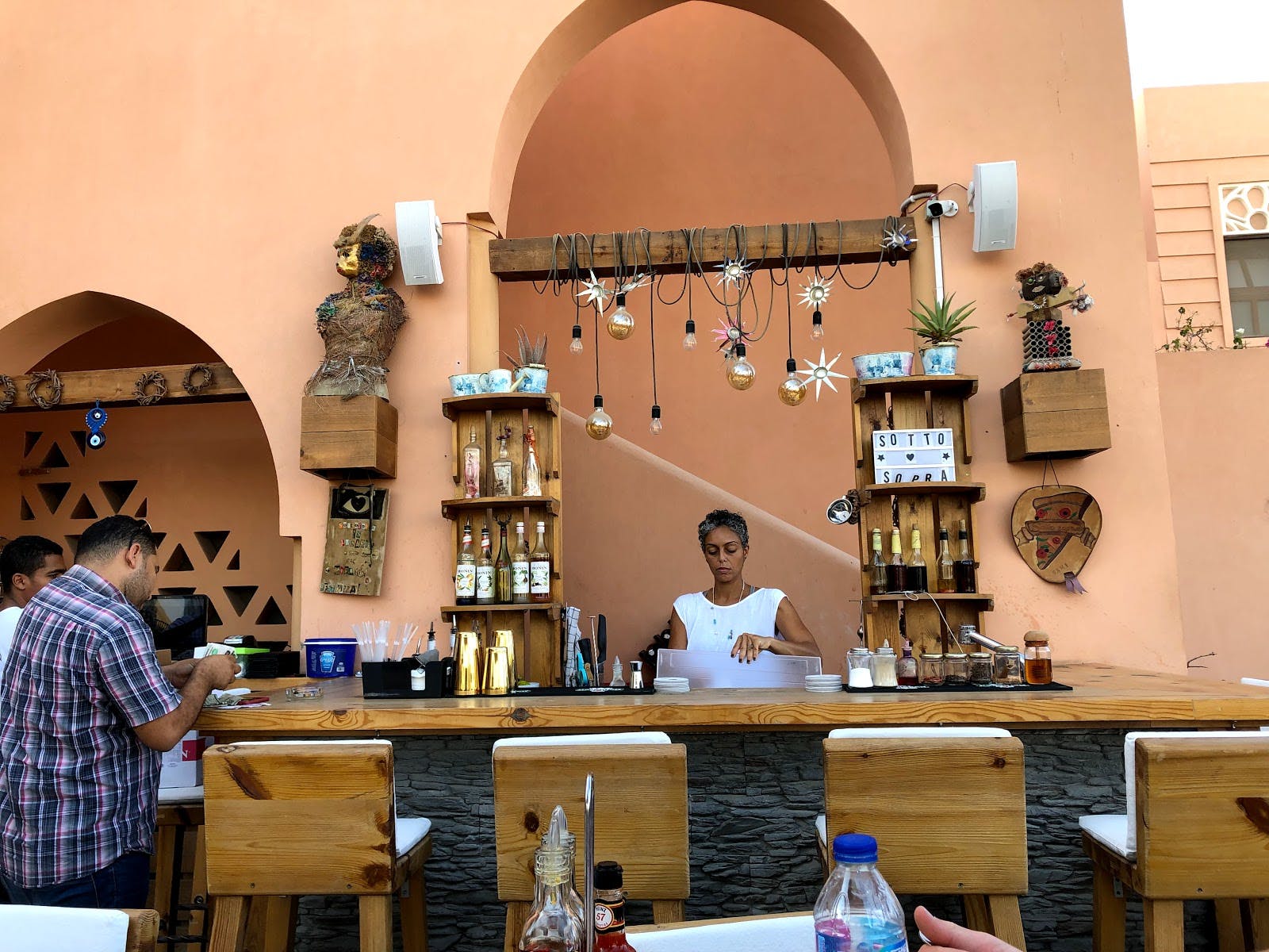 sotto-sopra-italian-restaurant-in-egypt-in-el-gouna