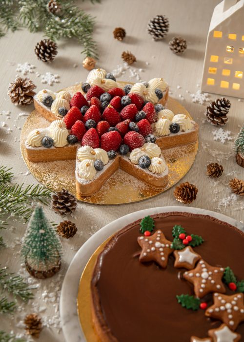 Etoile de Noel et Amaretto chocolate tart